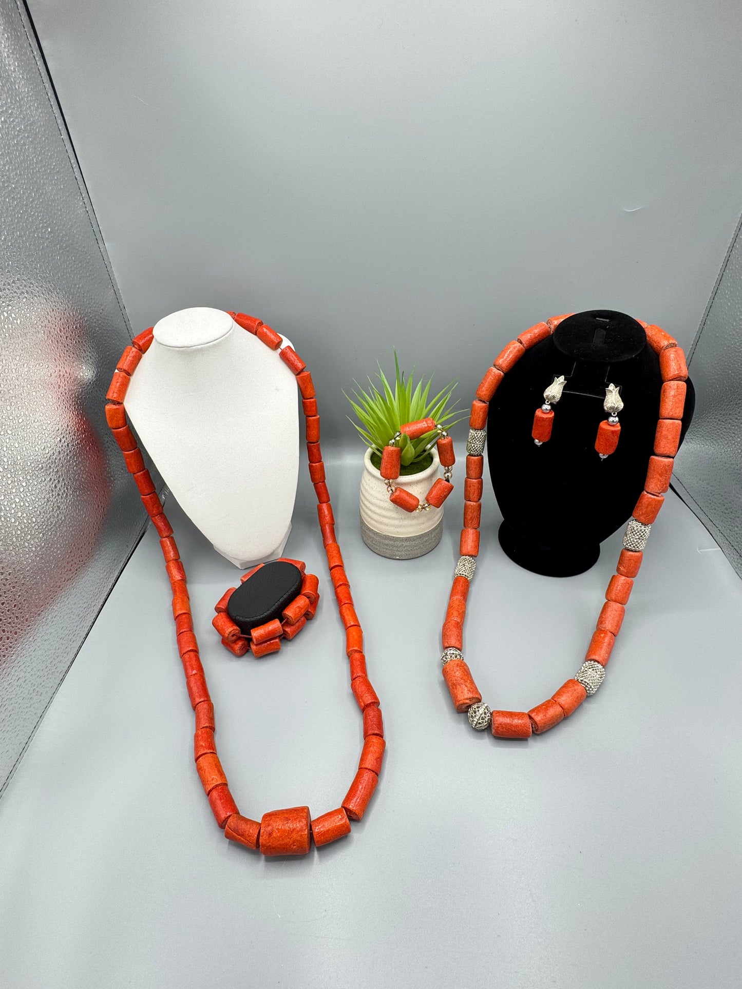 Twin Throne Collection