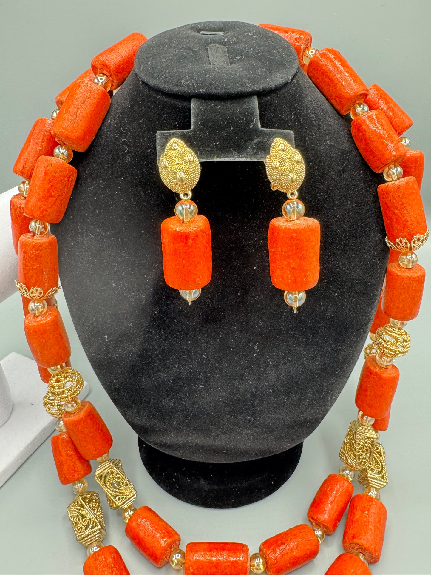 Coral Empress - Coral Beaded Jewelry Set
