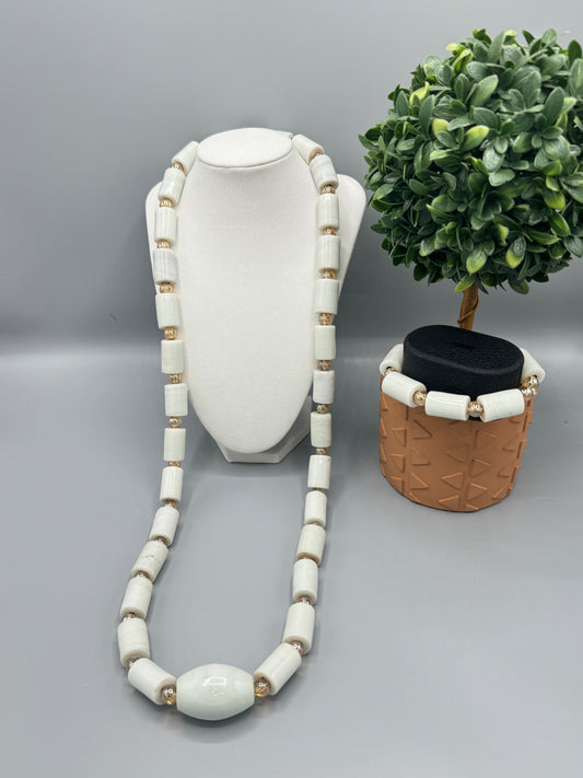 The Quiet Crown Set